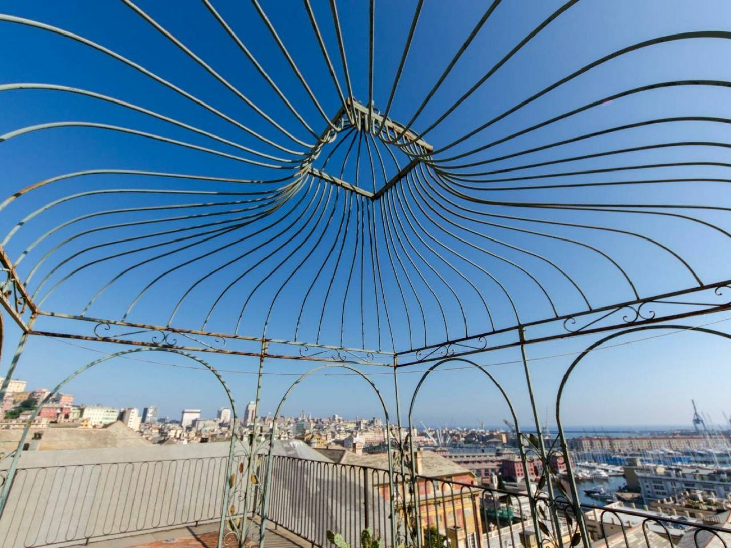 Joivy Sunny Apartment With Panoramic Terrace And Stunning View Genoa Exterior photo